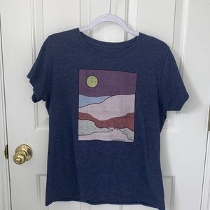 Minimalist teen t-shirt